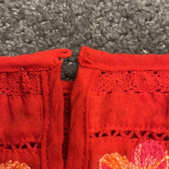 Red Fiesta - Picture 4 of 5